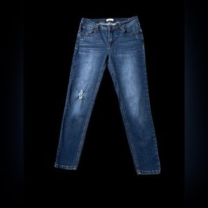 Kensie mid rise jeans, super soft size 8/29
